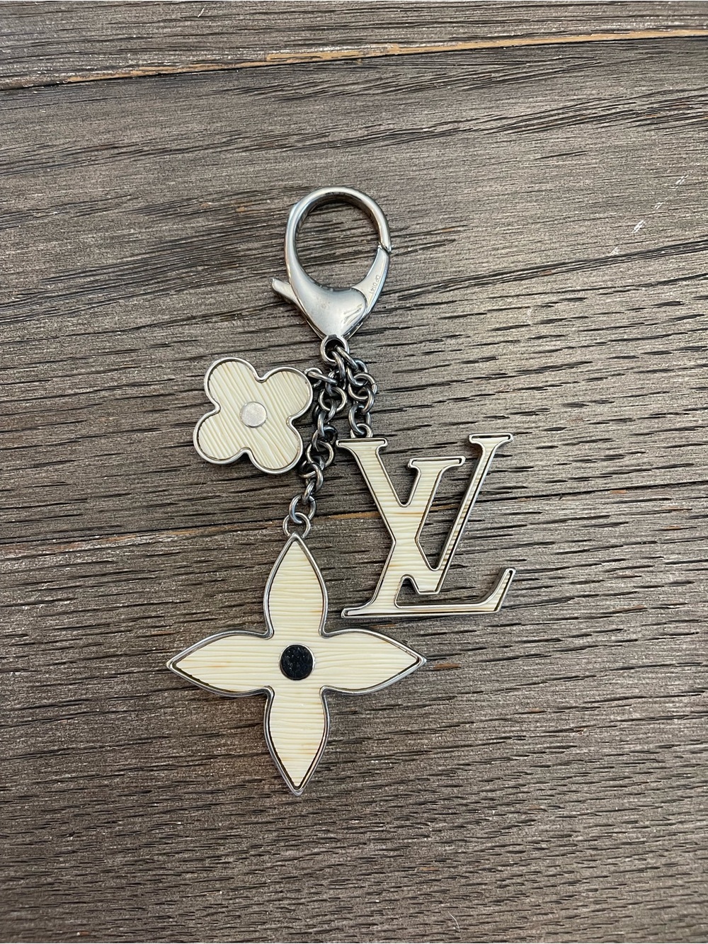 Louis Vuitton Fleur De Epi Ivory Bag Charm